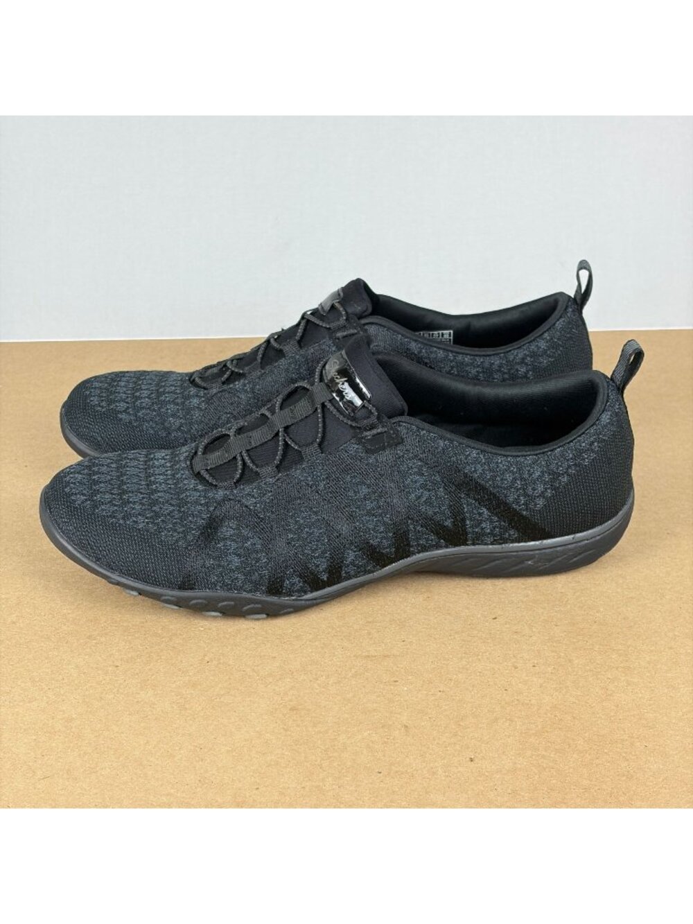 Skechers Breathe Easy Relaxed Fit Slip On Comfort Shoes Womens 10 Black